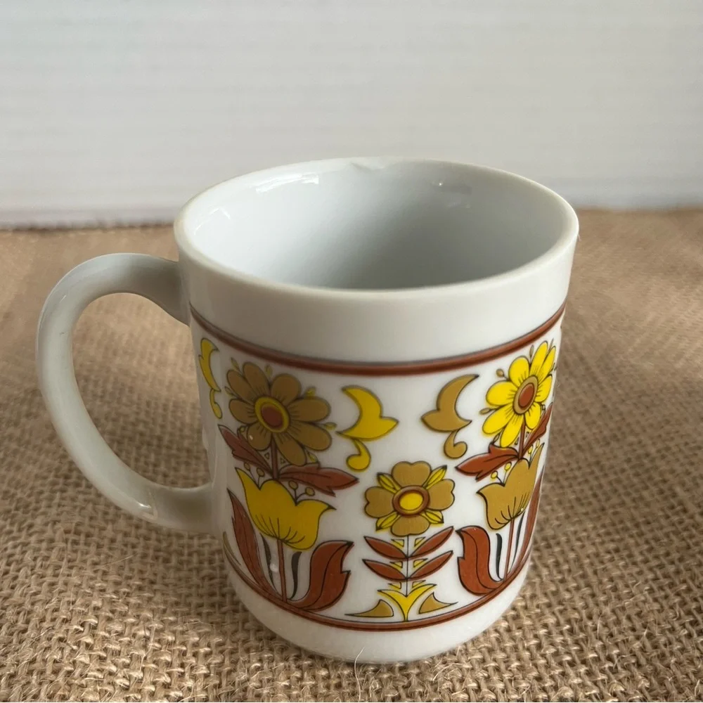 Vintage Stylecraft espresso mugs from Japan 1970s four